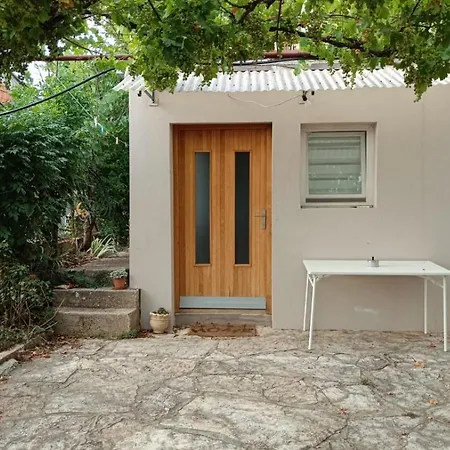 Bare Apartman